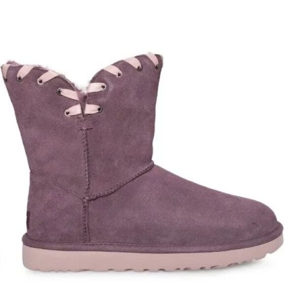 UGG Aidah Port Boots Rare style with whipstitching SZ 8 - Picture 6 of 10